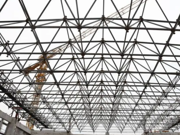 连云港您了解网架加工常用的钢材类型吗？