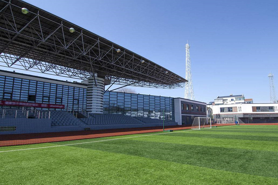 连云港体育场看台网架工程